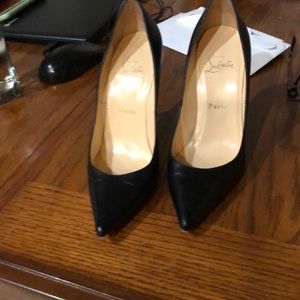 Size 8/38 Christian Louboutin Pigalle Heels